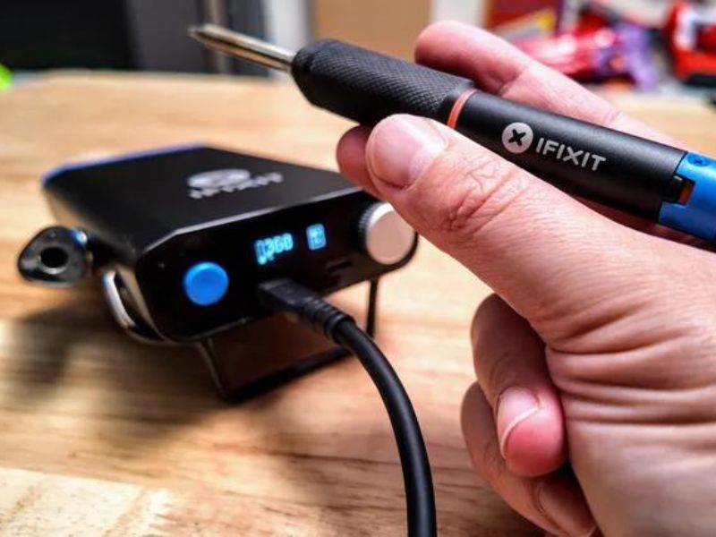 iFixit Launches Its Own USB-C Soldering Iron, and It’s Already a Game-Changer