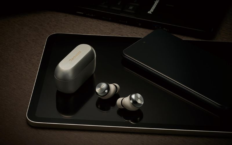 Technics AZ100 Earbuds Review