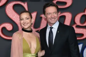 Song Sung Blue Full Cast Details